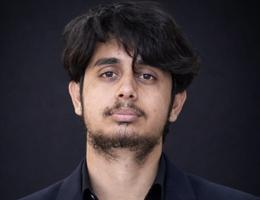 العميل Talha Umer