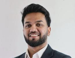 العميل Haris Shaikh