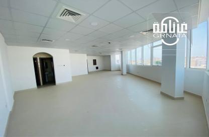 Office Space - Studio - 2 Bathrooms for rent in Um Al Hasam - Manama - Capital Governorate