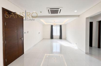 Apartment - 2 Bedrooms - 2 Bathrooms for rent in Saar - Northern Governorate