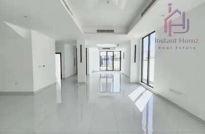 Villa - 4 Bedrooms - 4 Bathrooms for rent in Saar - Northern Governorate