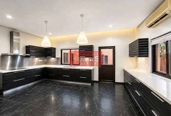 57698269 - Property Image 3