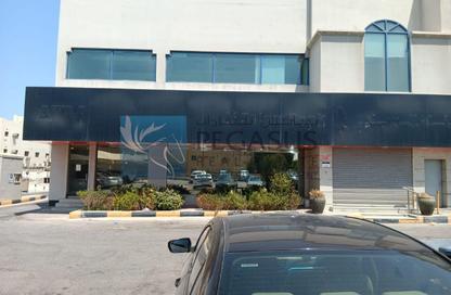 Show Room - Studio - 4 Bathrooms for rent in Adliya - Manama - Capital Governorate