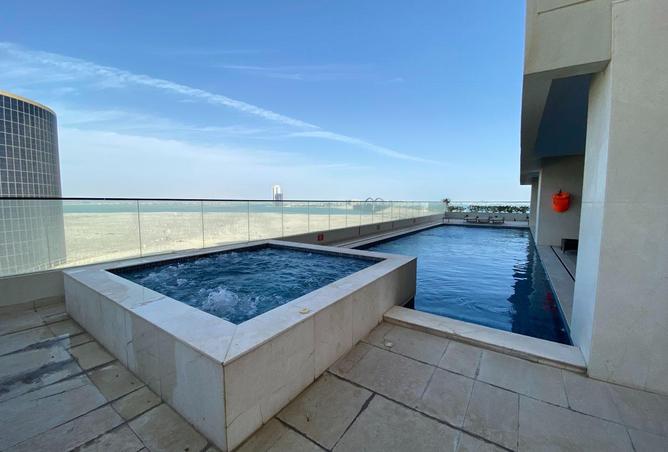 992667 - Property Image 2