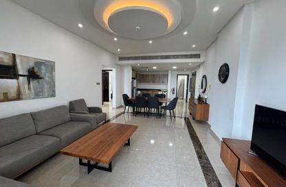 Apartment - 2 Bedrooms - 3 Bathrooms for rent in Al Juffair - Capital Governorate