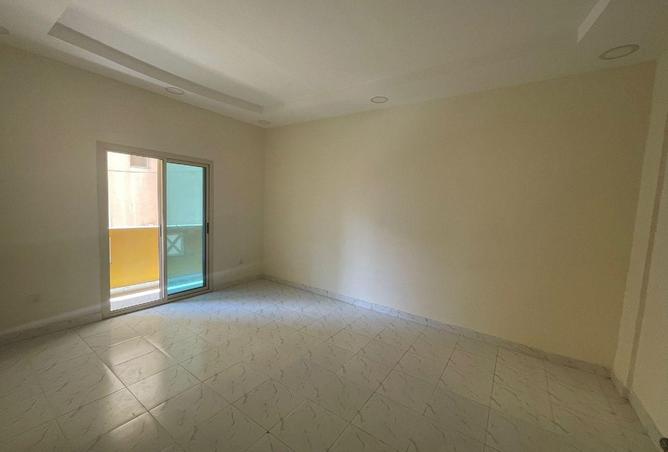 891313 - Property Image 2