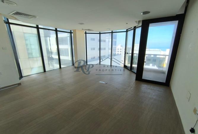 888395 - Property Main Image