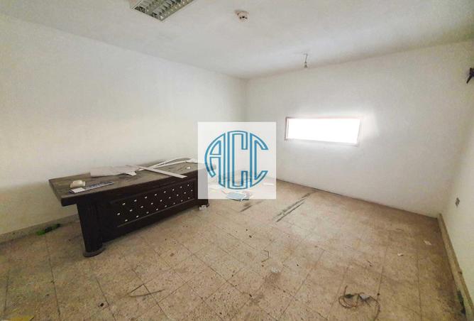 876576 - صورة العقار 2