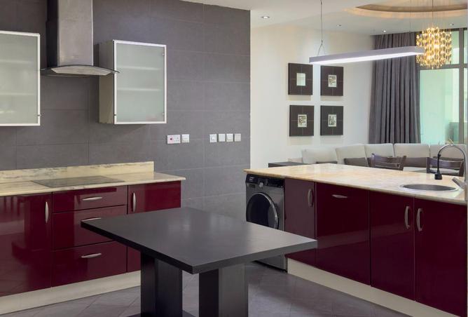 704954 - Property Image 2