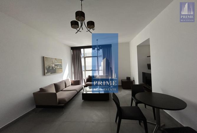 864043 - Property Main Image