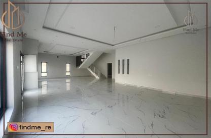 Villa - 5 Bedrooms - 6 Bathrooms for sale in Hidd - Muharraq Governorate