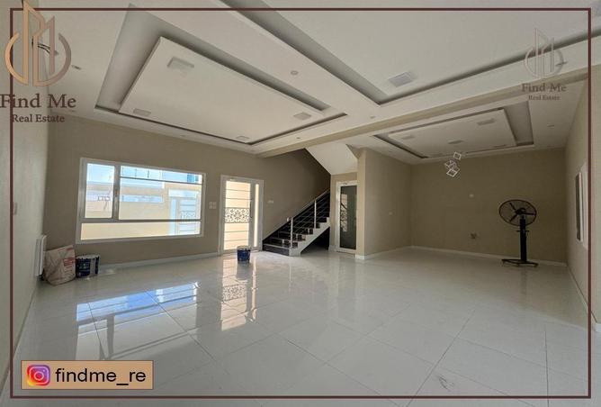 866408 - Property Image 2