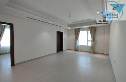 Apartment - 2 Bedrooms - 2 Bathrooms for rent in Al Burhama - Manama - Capital Governorate