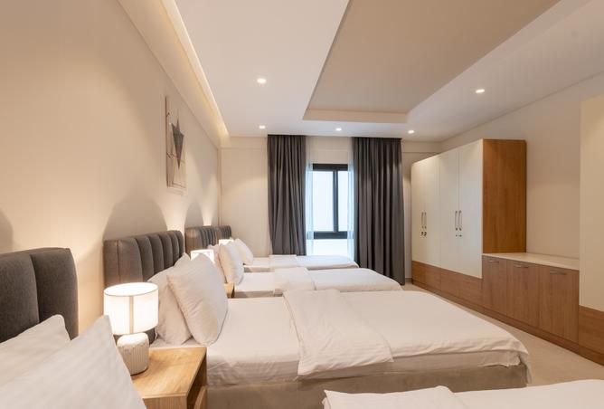 955429 - Property Image 2