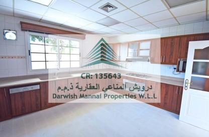 Villa - 4 Bedrooms - 4 Bathrooms for rent in Janabiya - Northern Governorate