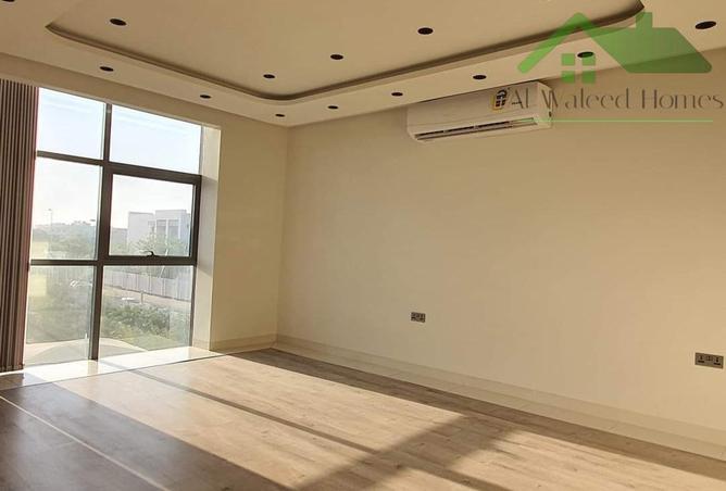 871240 - Property Image 2