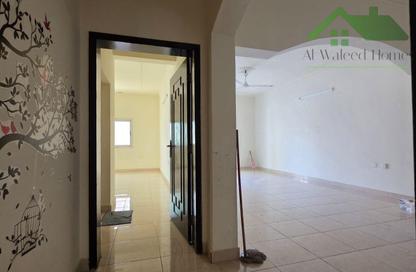 Apartment - 2 Bedrooms - 3 Bathrooms for rent in Hidd - Muharraq Governorate