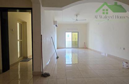 Apartment - 2 Bedrooms - 3 Bathrooms for rent in Hidd - Muharraq Governorate