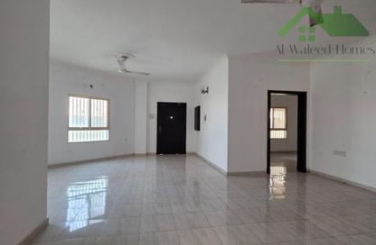 Apartment - 3 Bedrooms - 2 Bathrooms for rent in Galali - Muharraq Governorate