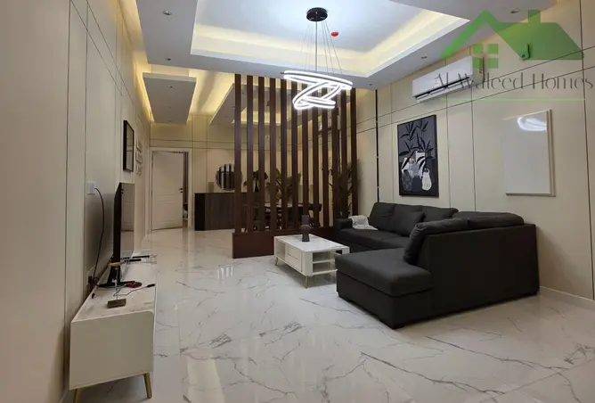 815149 - Property Image 2
