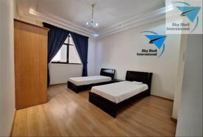 1002502 - Property Image 2