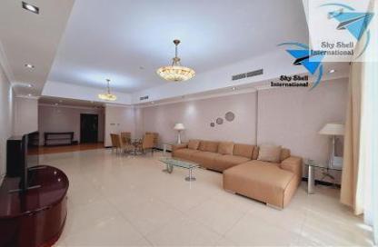 Apartment - 2 Bedrooms - 2 Bathrooms for rent in Al Juffair - Capital Governorate