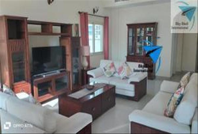 1002513 - Property Image 3