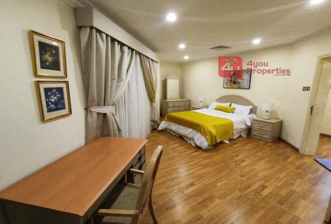 995744 - Property Image 3