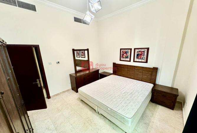 995415 - Property Image 2