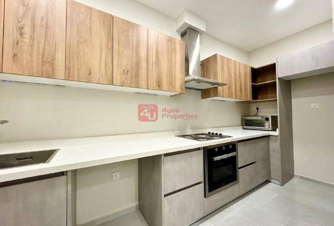 995413 - Property Image 3