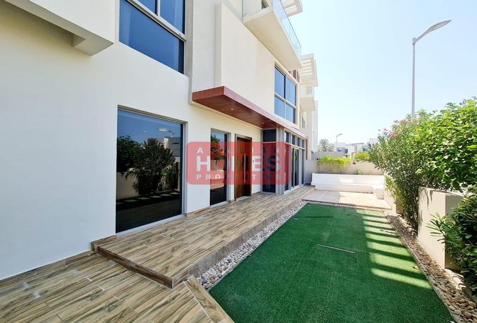 56182798 - Property Main Image