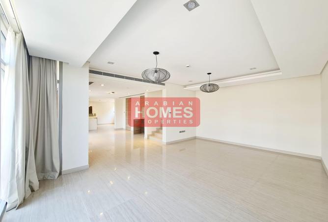 56182798 - Property Image 2