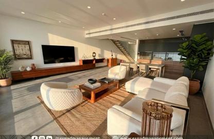 Villa - 3 - 3 for sale in Amwaj Beachfront - Amwaj Islands - Muharraq Governorate