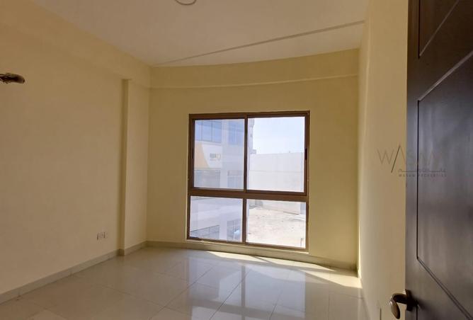 896751 - Property Image 2