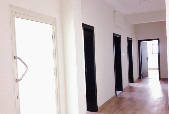 908148 - Property Image 2