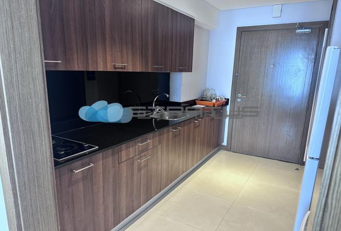 895405 - Property Image 3