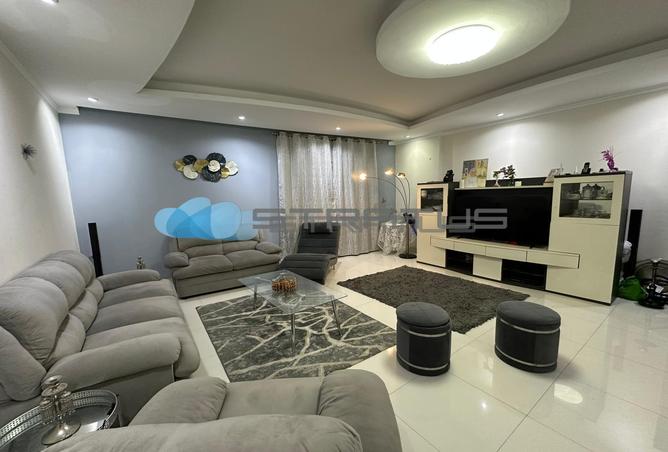 903743 - Property Main Image