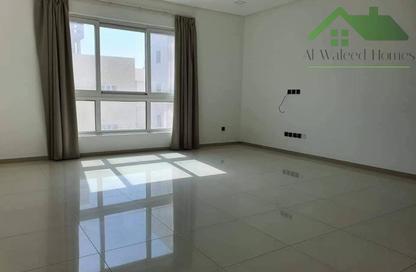 Apartment - 3 - 3 for rent in Hidd - Muharraq Governorate