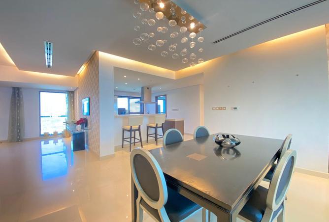 893741 - Property Image 2