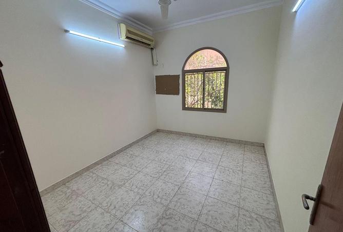 908711 - Property Main Image