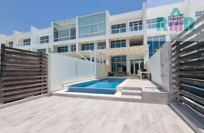 Villa - 5 Bedrooms - 6 Bathrooms for rent in Amwaj Avenue - Amwaj Islands - Muharraq Governorate