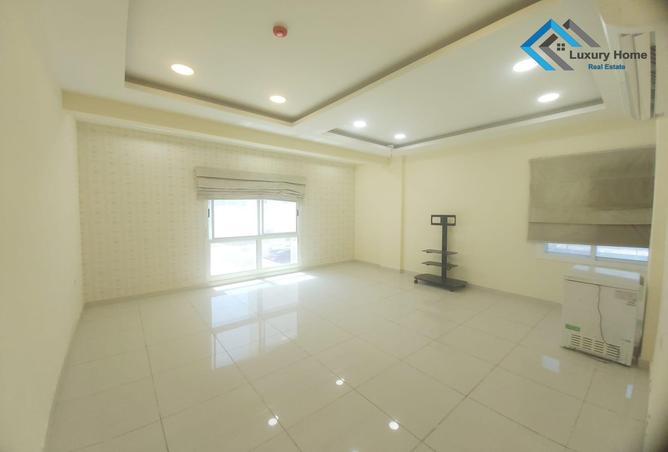 739322 - Property Main Image