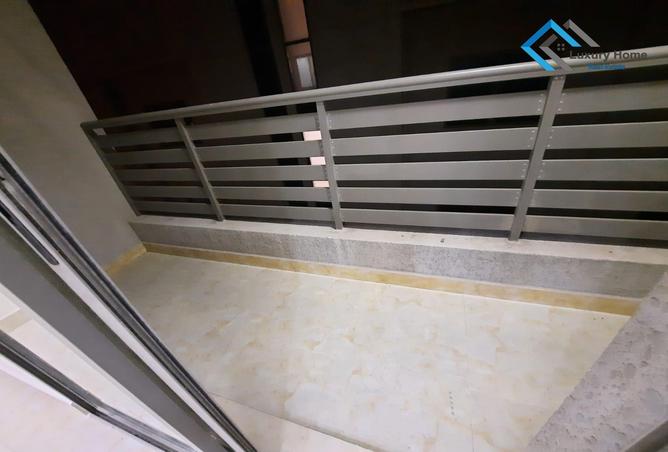 820680 - Property Image 2