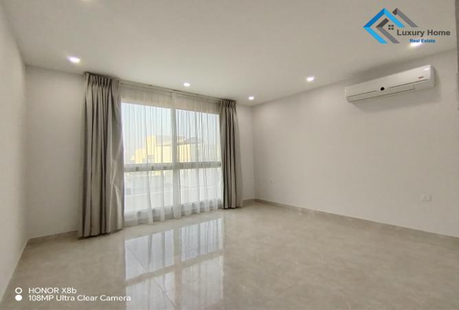 837437 - Property Image 3