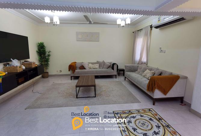 861677 - Property Image 2