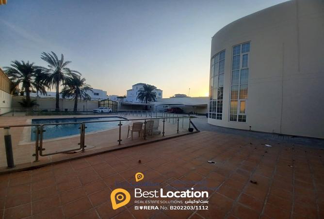 863082 - Property Image 2