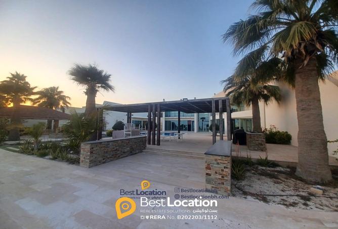 877941 - Property Image 3