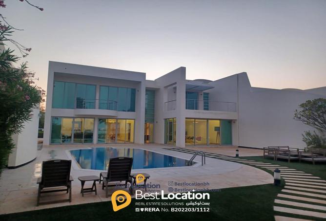 880712 - Property Image 2