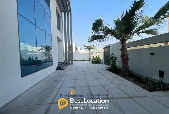 884014 - Property Image 2