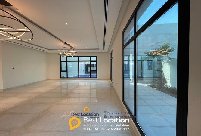 884014 - Property Image 3